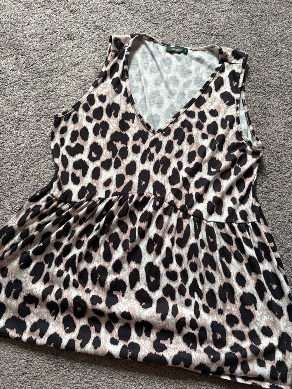 Leopard Print V-Neck Sleeveless Peplum Top